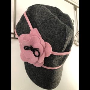 Girl’s (or small women’s) Stormy Kromer wool hat.